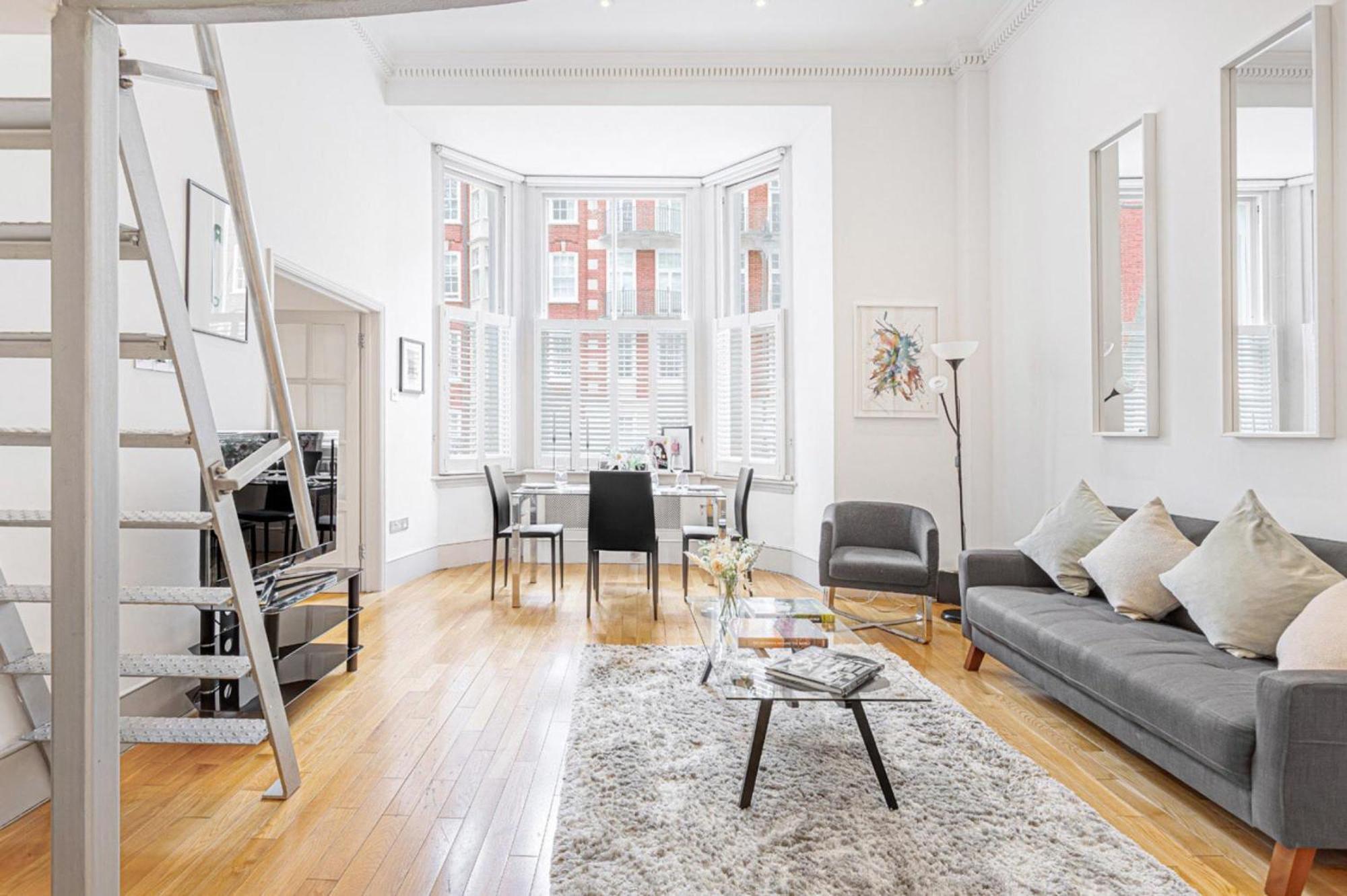 Appartamento Boltons Court - 1 Bed Londra
